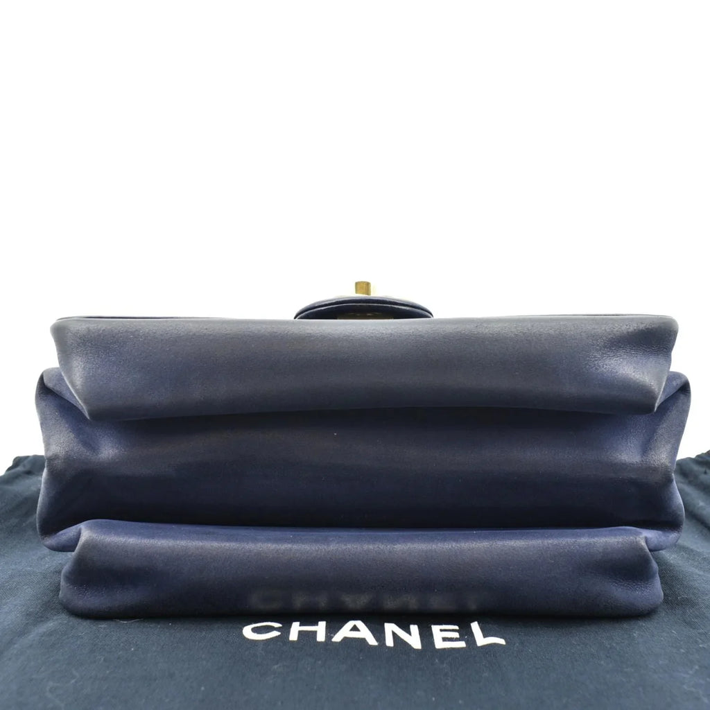 Pre-Owned CHANEL Chain Handle CC Flap Quilted Leather Shoulder Bag Blue