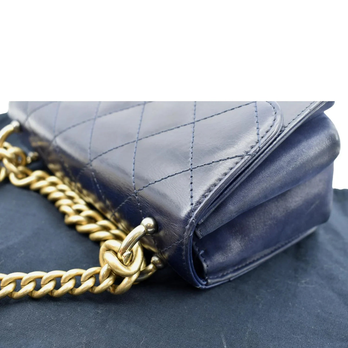 Pre-Owned CHANEL Chain Handle CC Flap Quilted Leather Shoulder Bag Blue