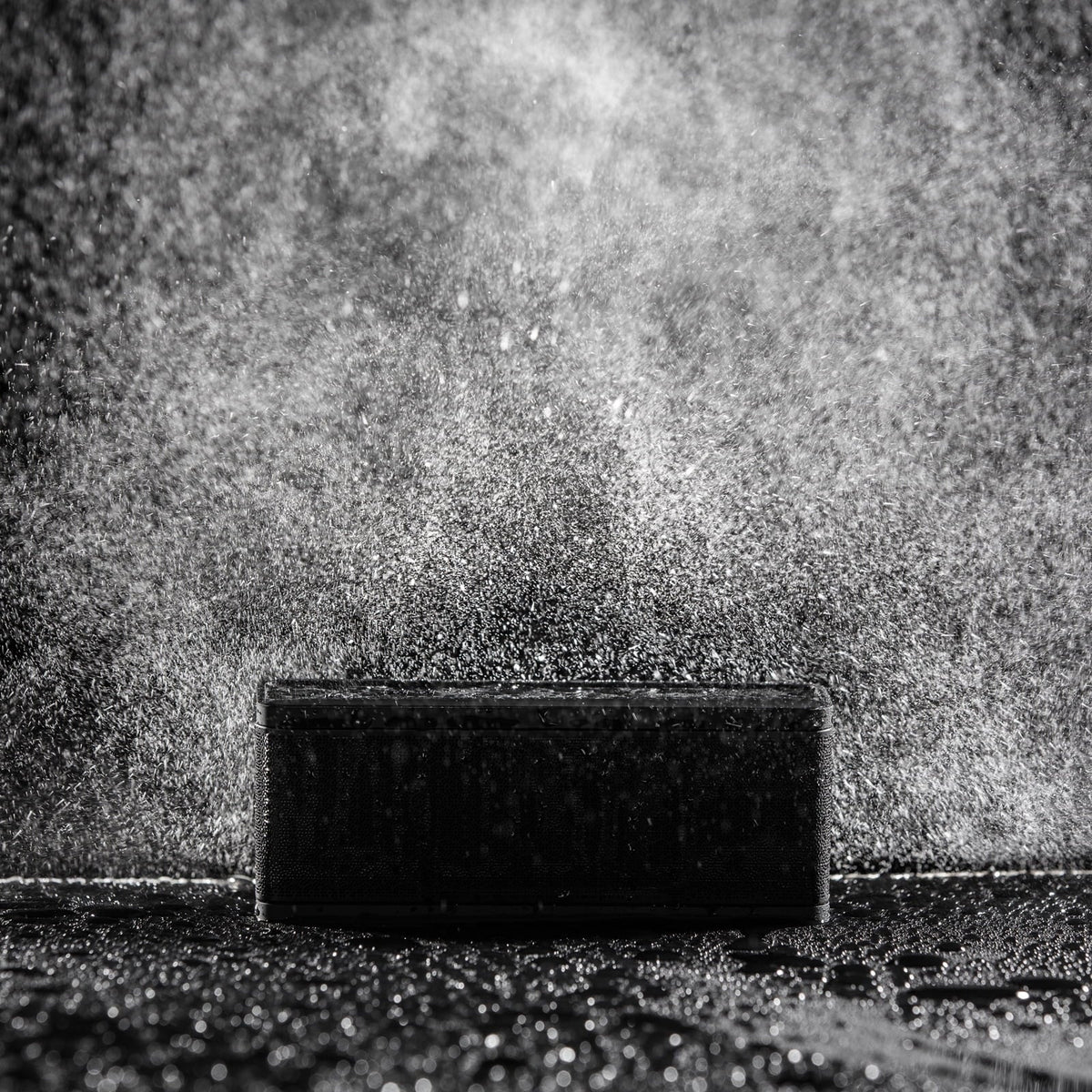 Edifier MP270 Portable Bluetooth Speaker with USB inputs rechargeable battery and on-board controls - Red