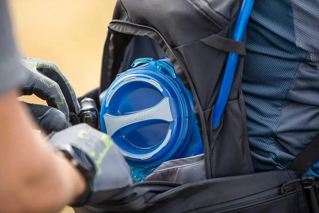 CamelBak Crux 2-Liter Liquid Reservoir - Hydration Bladder, Leak-Proof Liquid Bladder , 70 Ounces, Blue